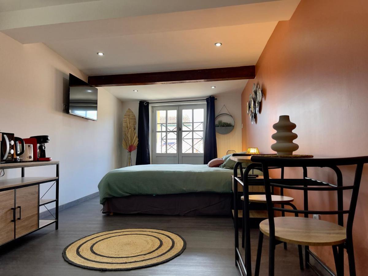Rooftop N°38 - Rooms Et Studios - Vue Cite Medievale Carcassonne Exterior photo